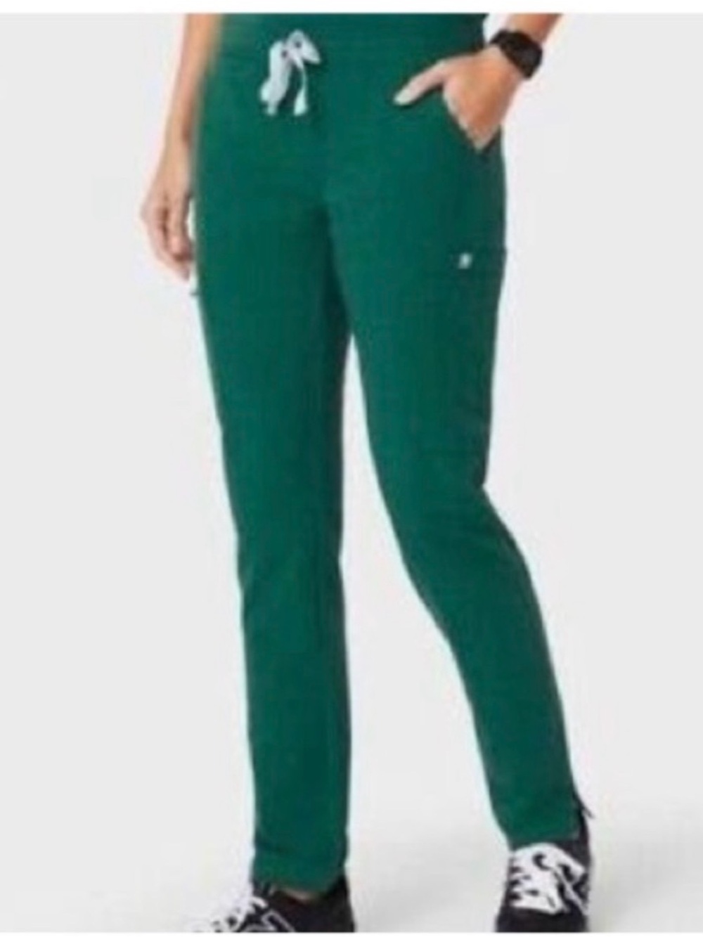 Figs Women’s Hunter Green Skinny Scrub Pants